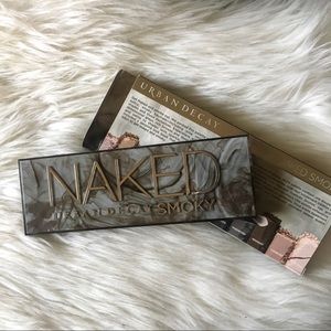 Brand New Urban Decay Smokey Eyeshadow Palette